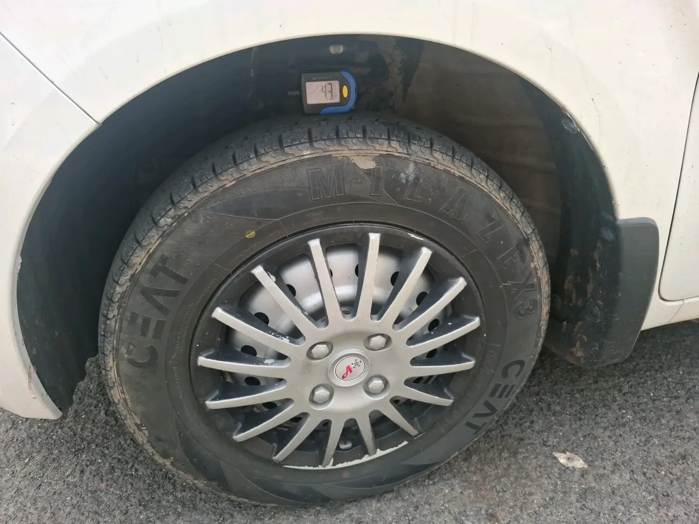 2019 Maruti New Wagon-R LXI CNG 1.0, CNG, Manual, 54,387 km, tyre