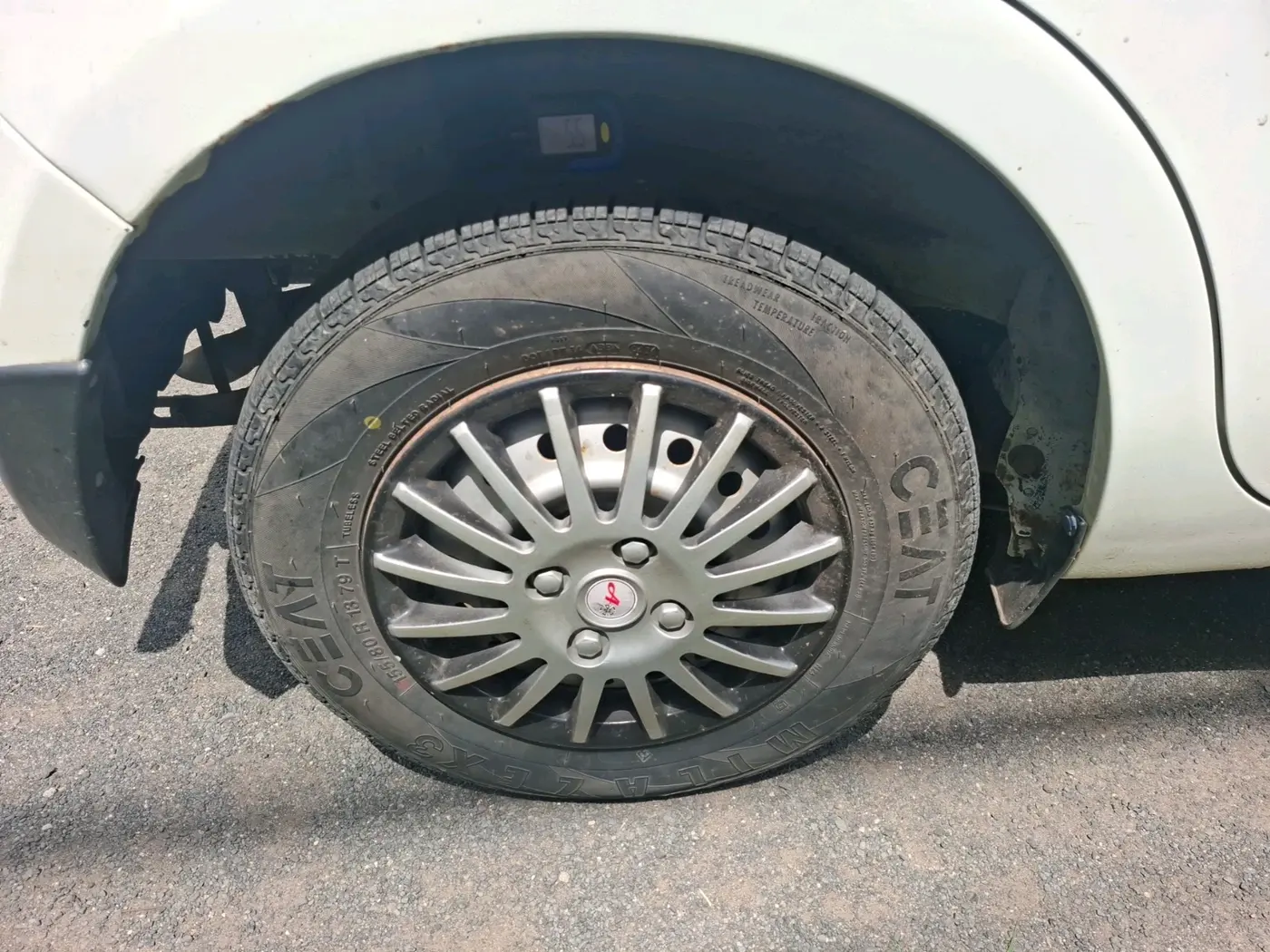 2019 Maruti New Wagon-R LXI CNG 1.0, CNG, Manual, 54,387 km, tyre
