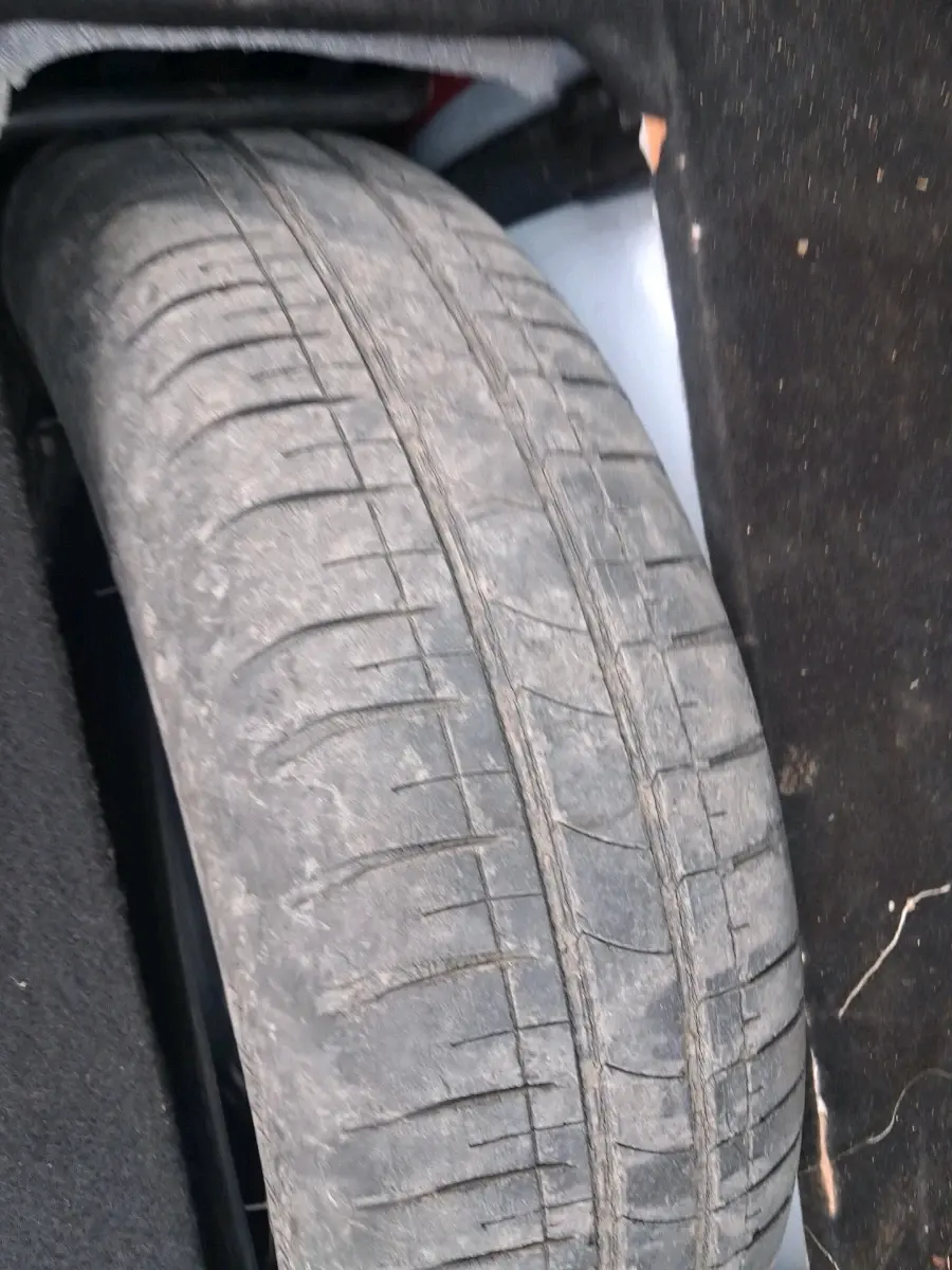 2019 Maruti New Wagon-R LXI CNG 1.0, CNG, Manual, 70,050 km, tyre