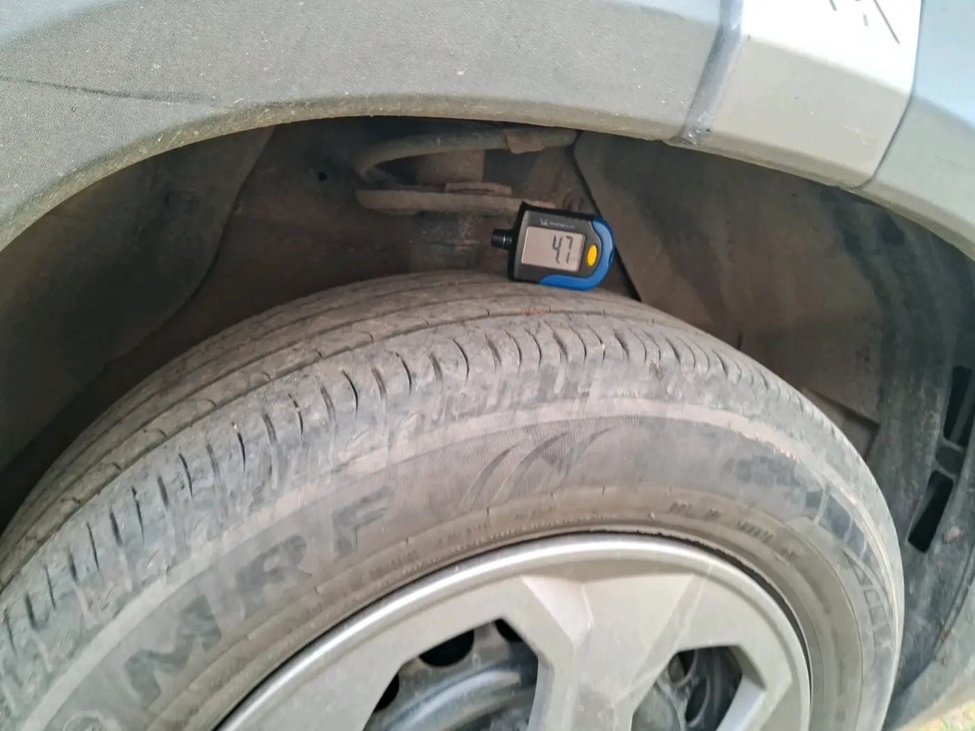 2024 Maruti BREZZA LXI S- CNG, CNG, Manual, 59,895 km, tyre