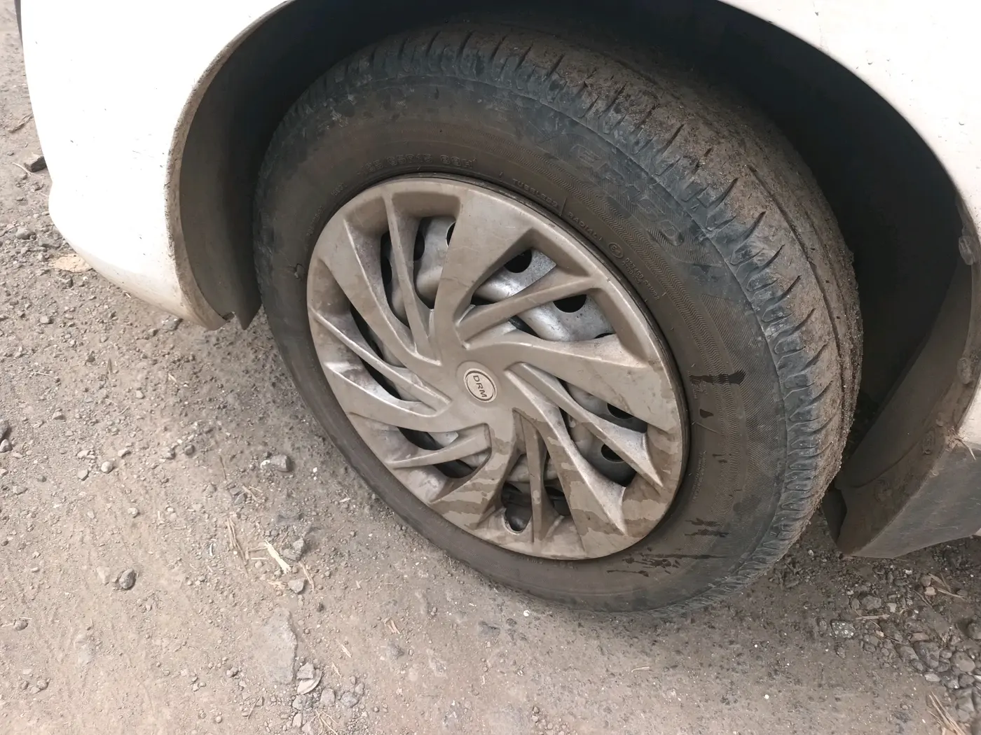2014 Maruti Ertiga VXI CNG, CNG, Manual, 1,14,717 km, tyre