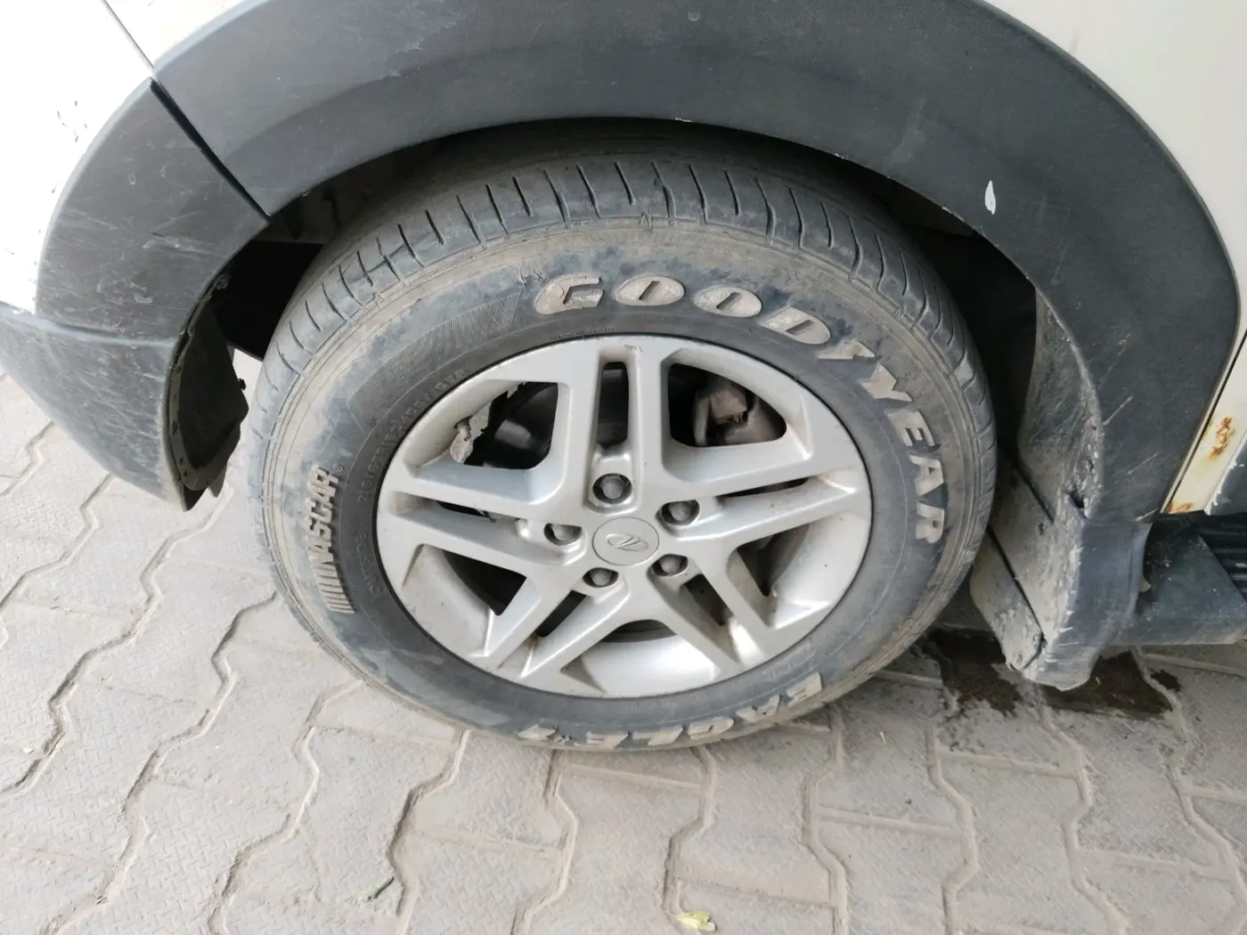 2016 Mahindra NUVOSPORT N8, Diesel, Manual, 1,58,860 km, tyre