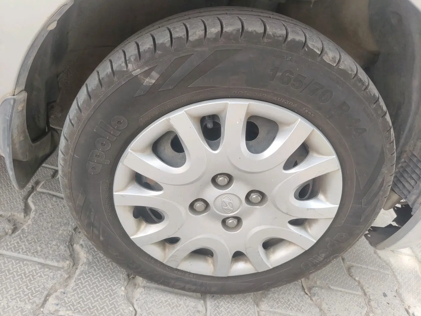 2011 Hyundai i20 MAGNA 1.2, Petrol, Manual, 91,479 km, tyre