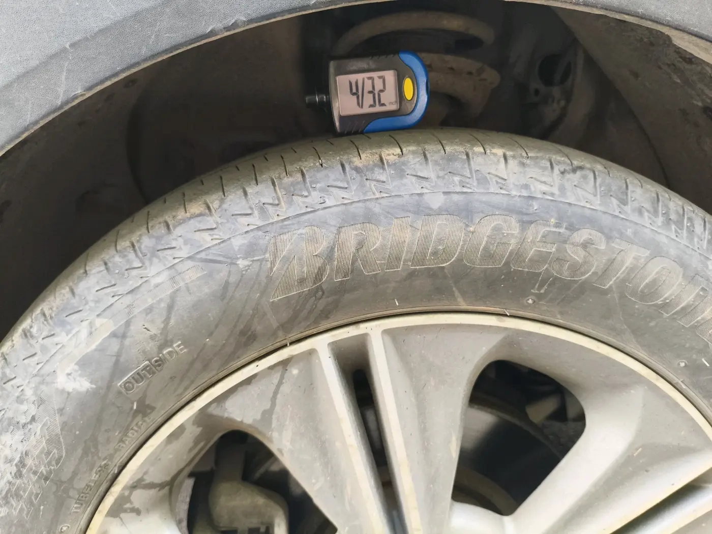 2017 Hyundai Creta SX PLUS AT 1.6 PETROL, Petrol, Automatic, 1,01,189 km, tyre