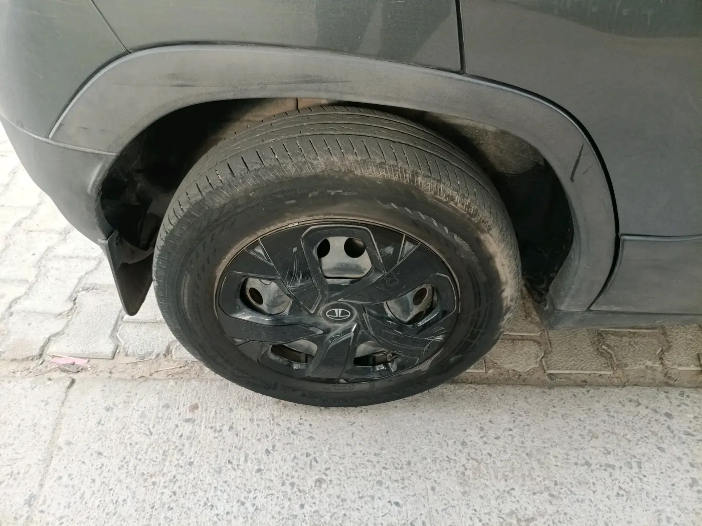 2024 Tata PUNCH ADVENTURE MT CNG , CNG, Manual, 95,276 km, tyre