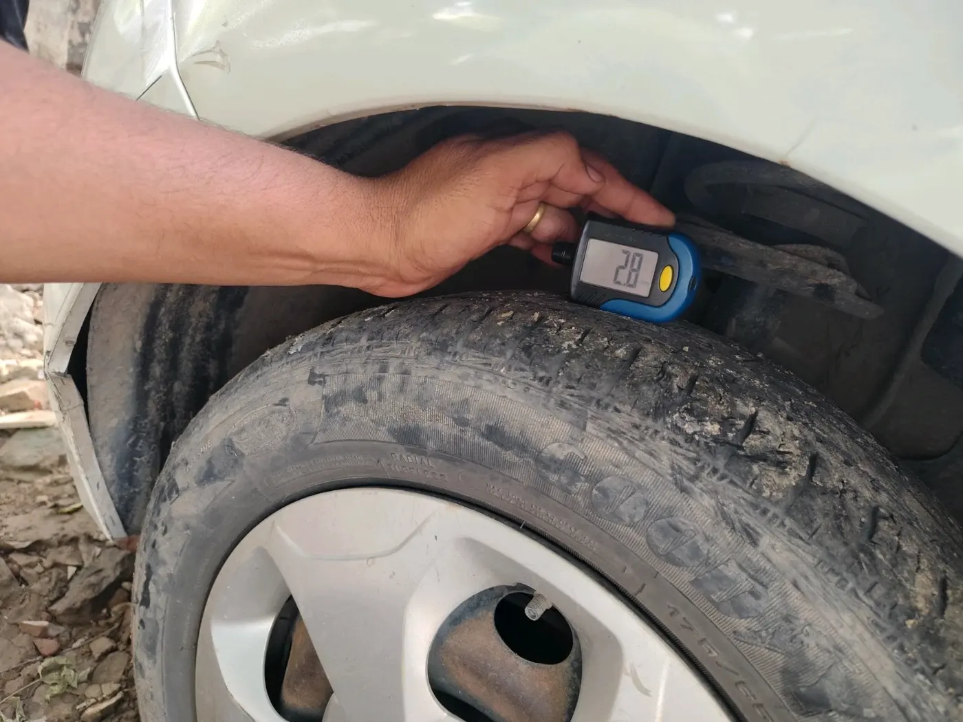 2018 Tata Tiago XZ PETROL, Petrol, Manual, 1,04,652 km, tyre
