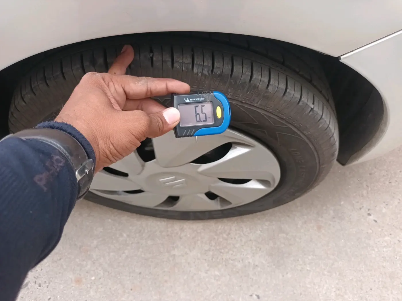 2016 Maruti Celerio VXI, CNG, Manual, 76,895 km, tyre