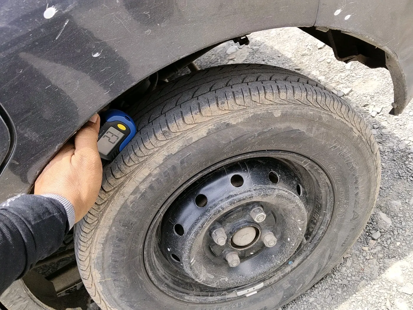2019 Maruti Alto LXI, CNG, Manual, 1,22,128 km, tyre