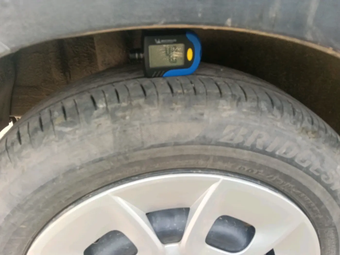 2022 Maruti IGNIS DELTA 1.2, Petrol, Manual, 31,420 km, tyre