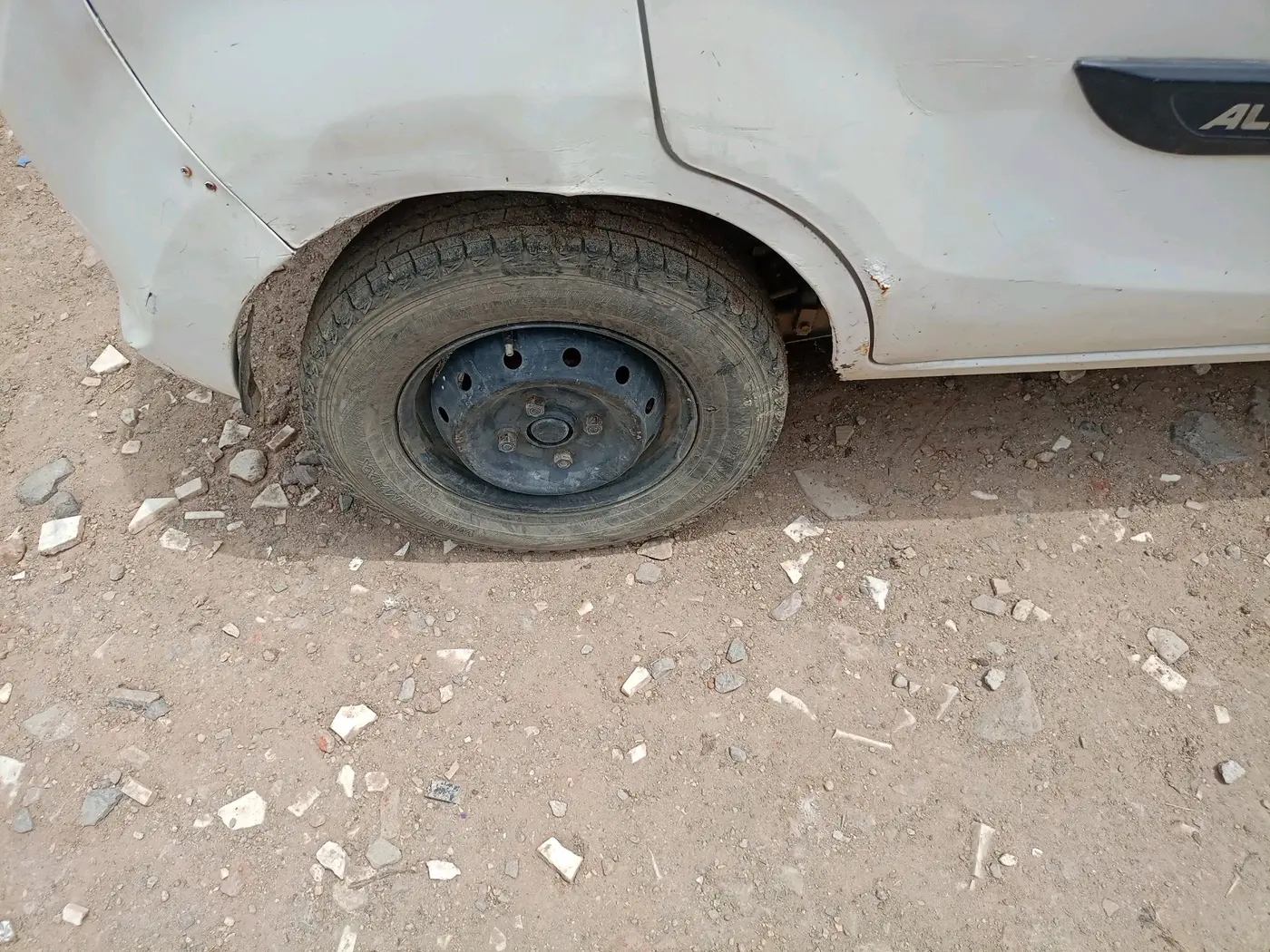 2017 Maruti Alto 800 LXI, Petrol, Manual, 1,12,667 km, tyre