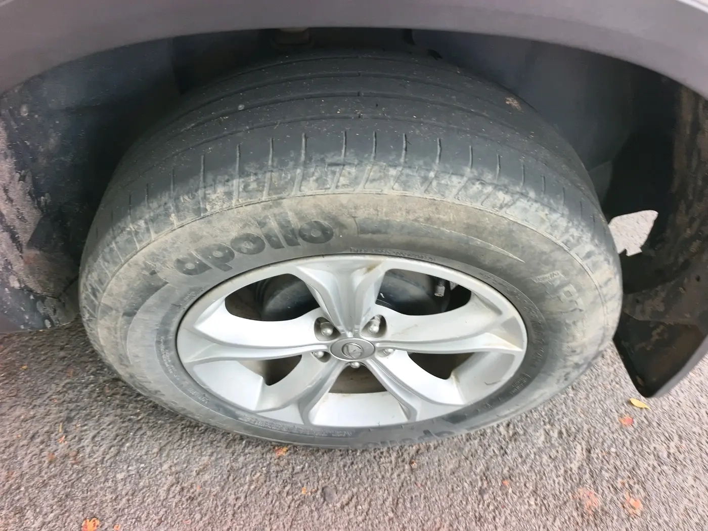 2022 Tata Harrier XT PLUS 2.0L KRYOTEC, Diesel, Manual, 64,199 km, tyre