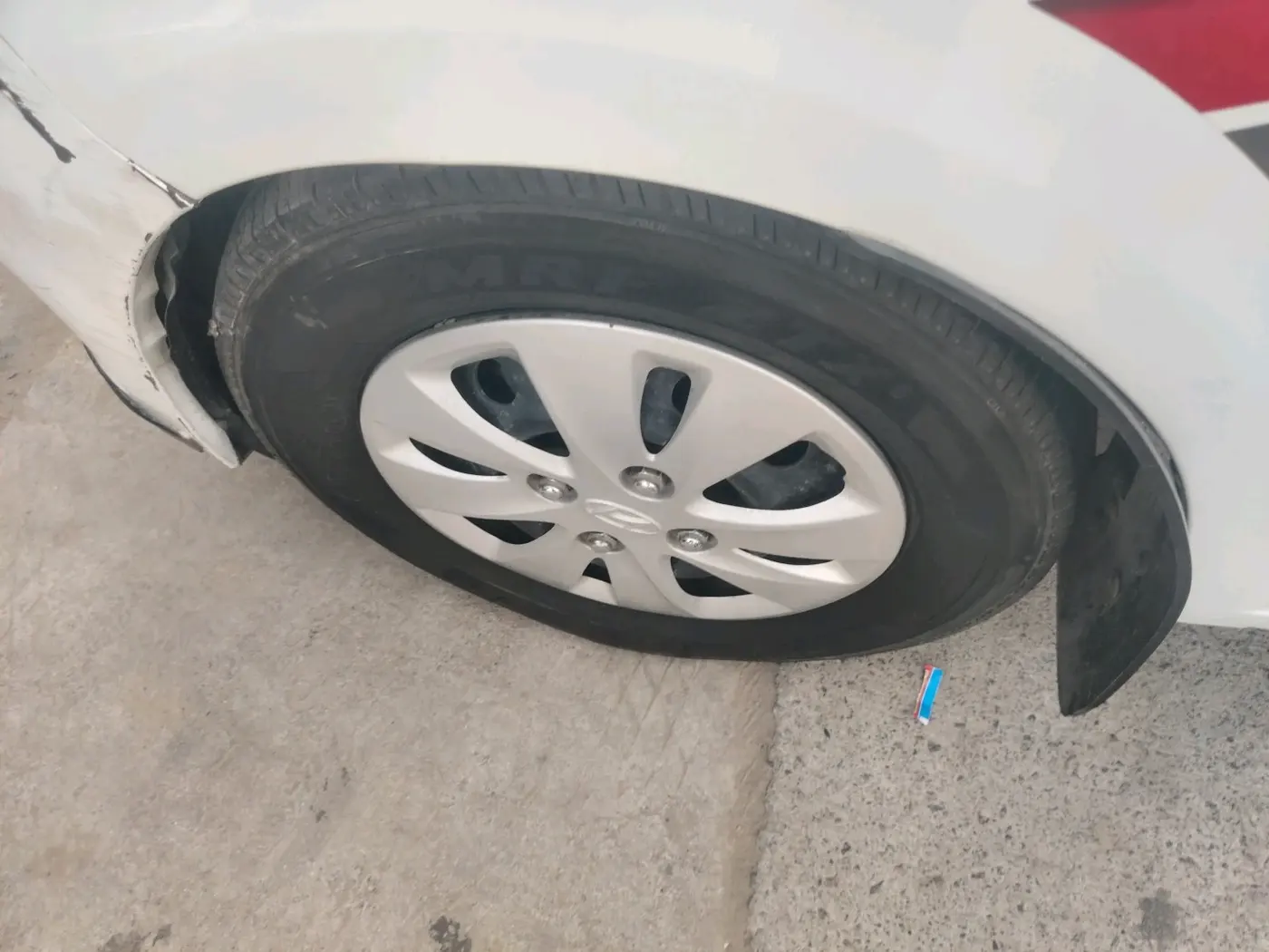 2013 Hyundai i10 MAGNA 1.2, Petrol, Manual, 72,747 km, tyre