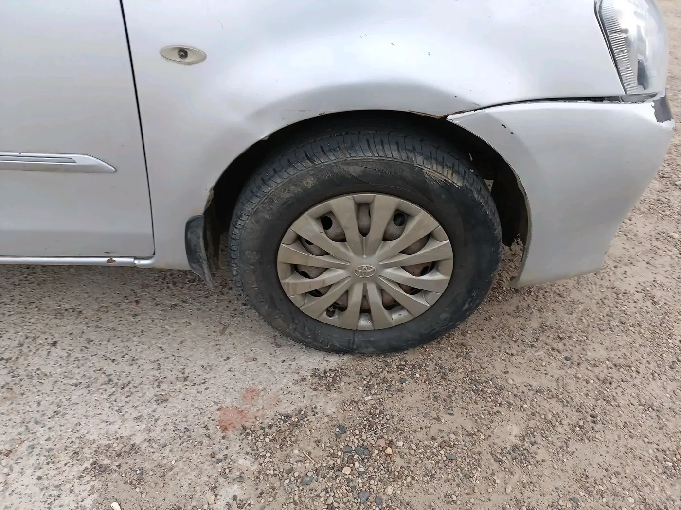 2012 Toyota Etios GD, Diesel, Manual, 3,90,229 km, tyre