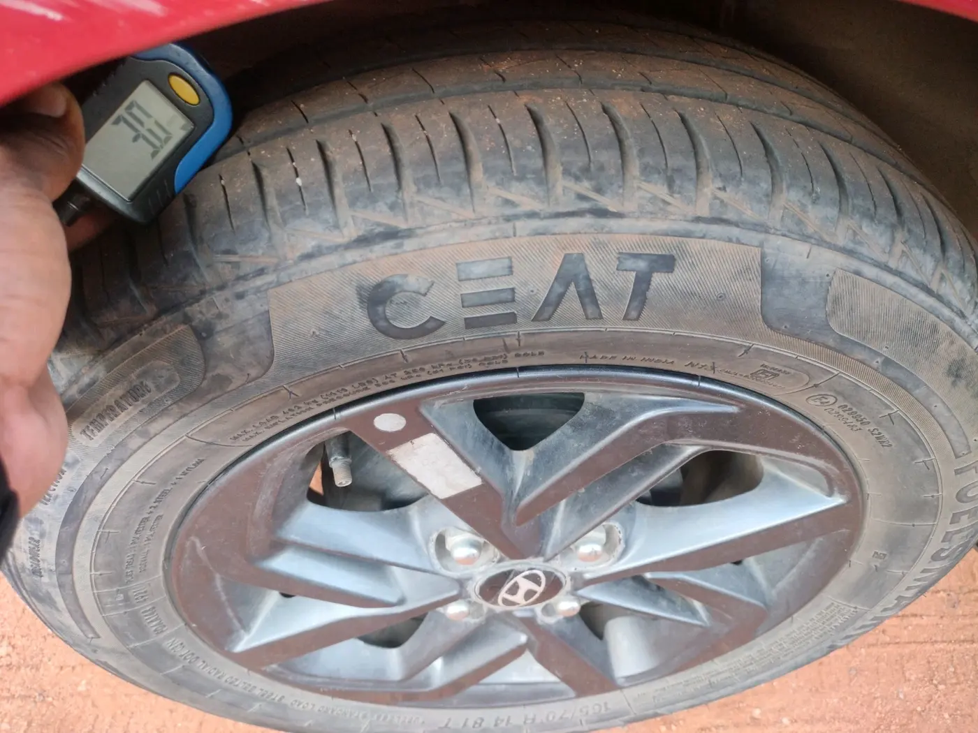 2021 Hyundai GRAND I10 NIOS SPORTZ AMT 1.2 KAPPA VTVT, Petrol, Automatic, 28,478 km, tyre