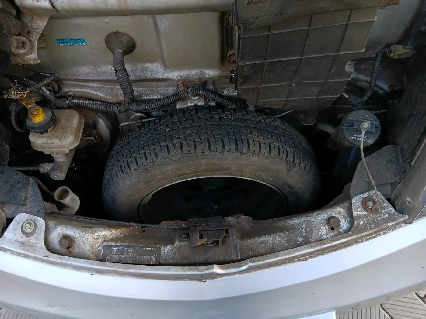 2013 Tata Nano LX, Petrol, Manual, 18,000 km, tyre