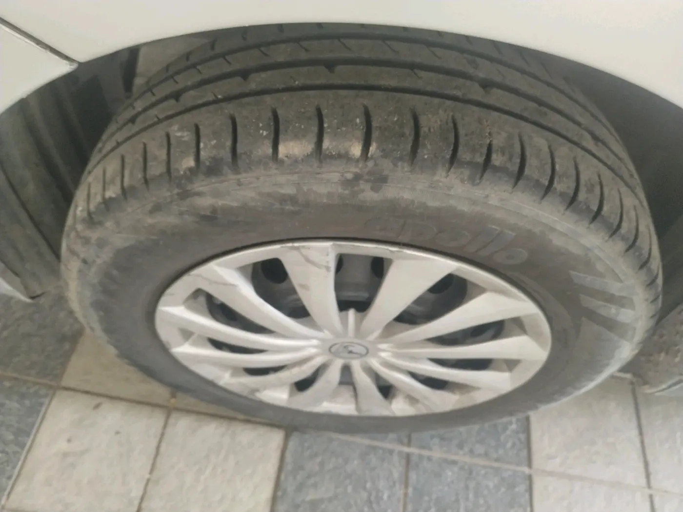 2016 Maruti Celerio VXI, Petrol, Manual, 95,385 km, tyre