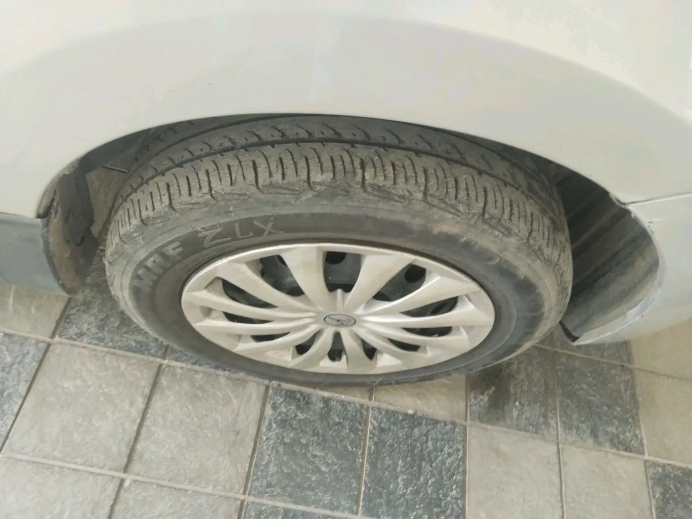 2016 Maruti Celerio VXI, Petrol, Manual, 95,385 km, tyre