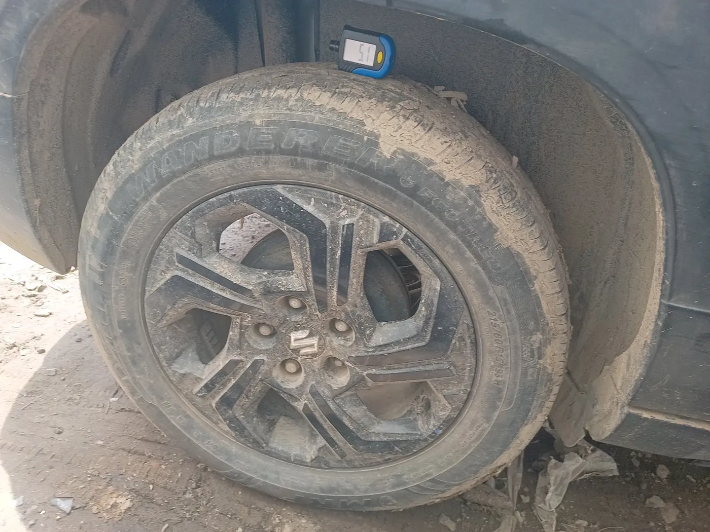 2024 Maruti BREZZA ZXI S-CNG, CNG, Manual, 69,128 km, tyre
