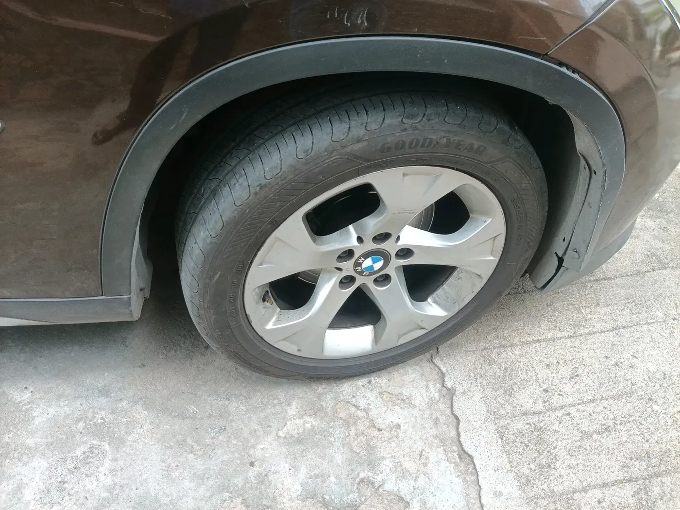 2012 BMW X1 SDRIVE 18I, Petrol, Automatic, 73,921 km, tyre