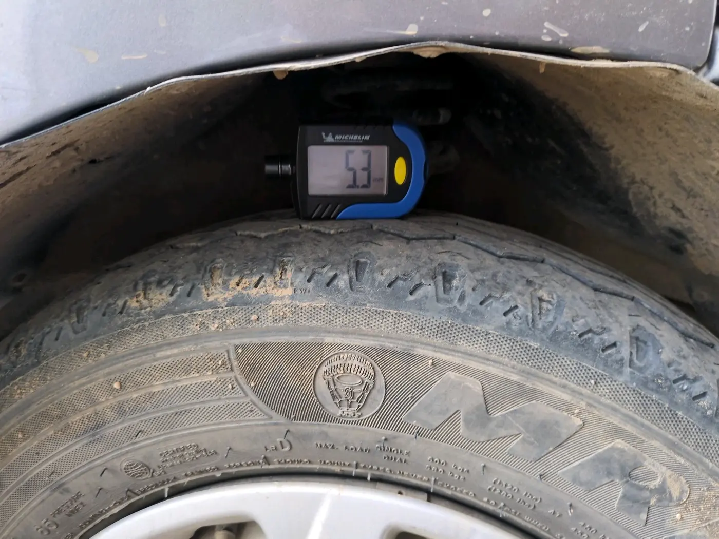 2022 Maruti Eeco 5 STR AC (O), CNG, Manual, 95,442 km, tyre