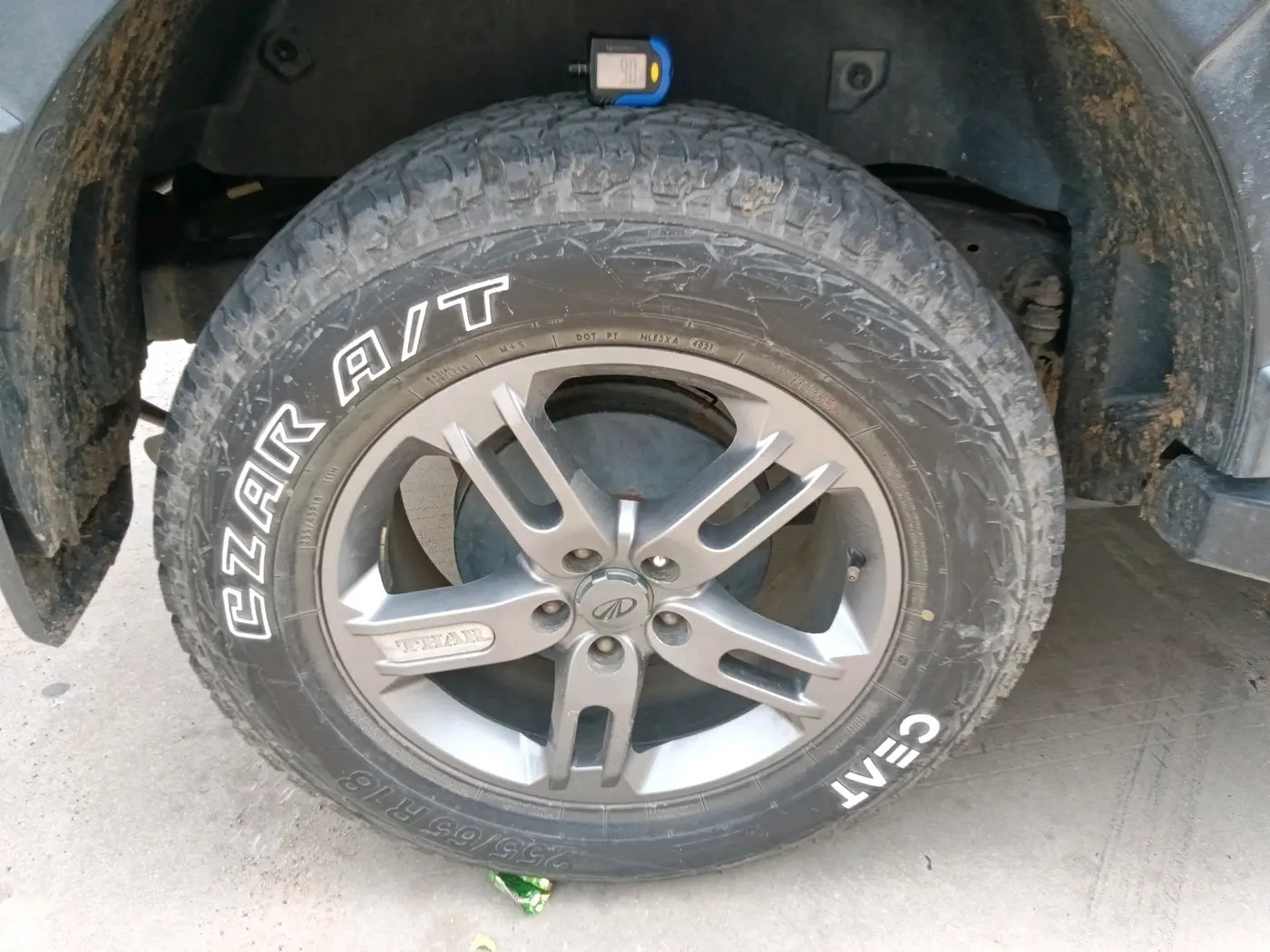 2022 Mahindra Thar LX HARD TOP 4WD MT, Diesel, Manual, 65,212 km, tyre