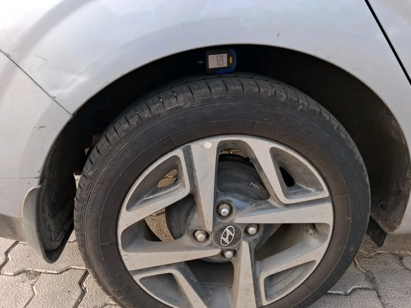 2020 Hyundai AURA SX 1.2, Petrol, Manual, 42,930 km, tyre