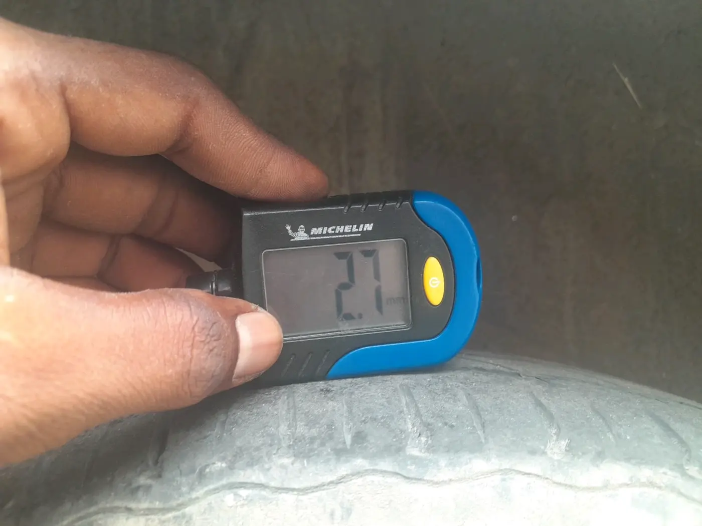 2013 Maruti Wagon R 1.0 LXI CNG, CNG, Manual, 1,29,340 km, tyre