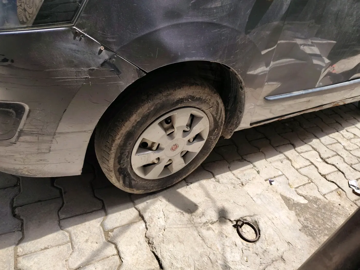 2012 Maruti Wagon R 1.0 LXI CNG, CNG, Manual, 97,409 km, tyre