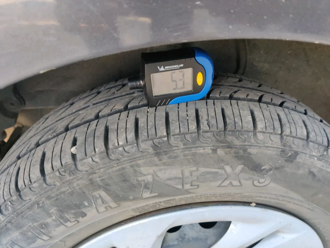 2021 Hyundai AURA S 1.2 CNG, CNG, Manual, 1,00,743 km, tyre