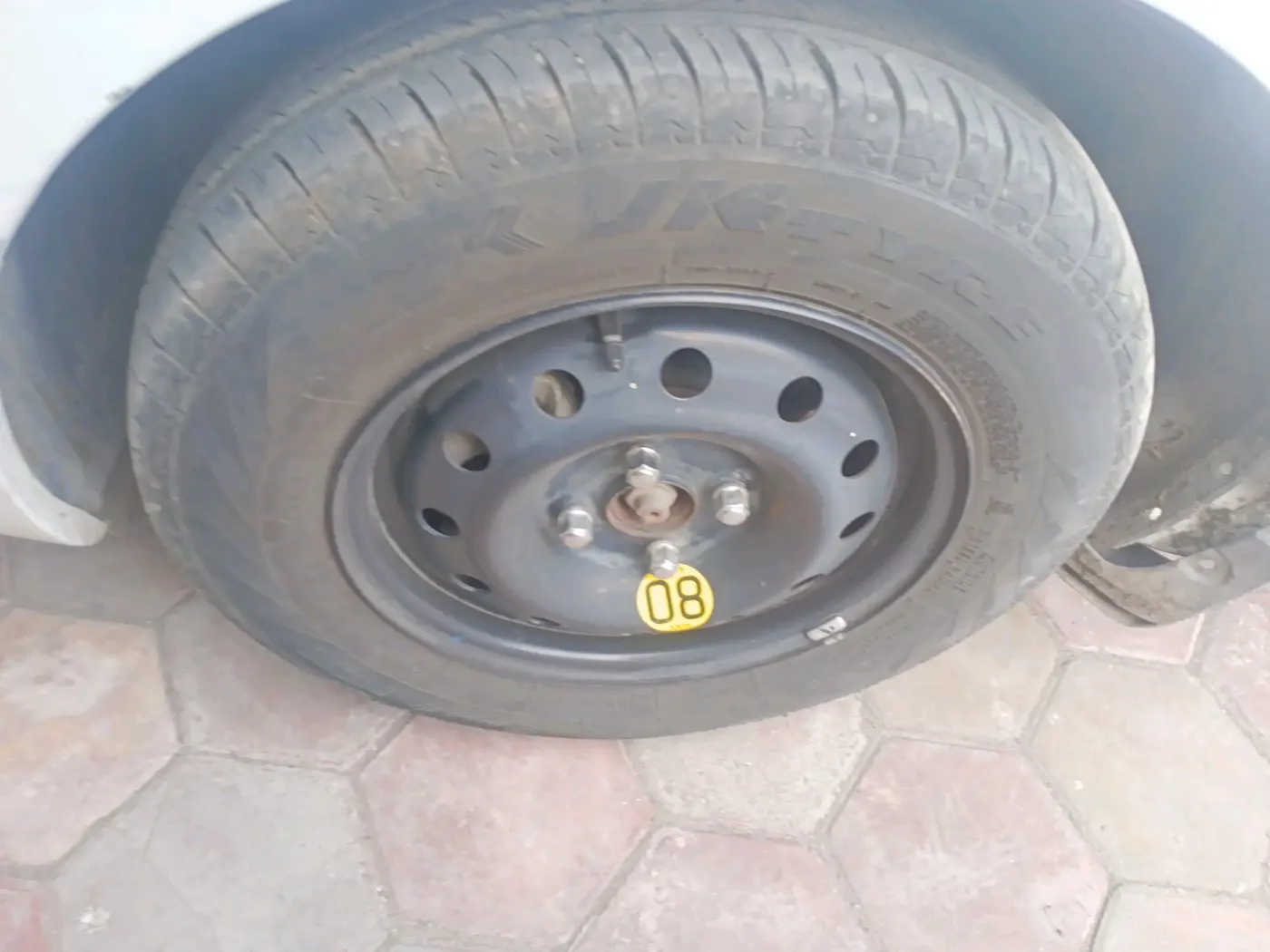 2021 Maruti Dzire ZXI, Petrol, Manual, 43,986 km, tyre