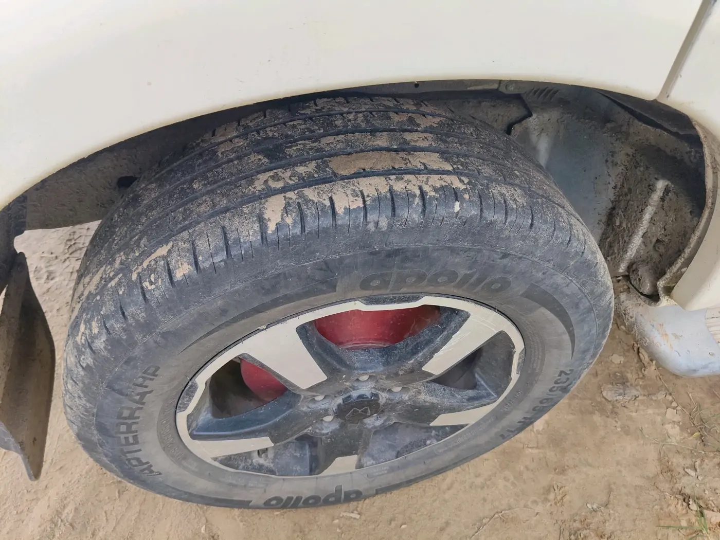 2019 Mahindra Scorpio S5, Diesel, Manual, 1,08,543 km, tyre
