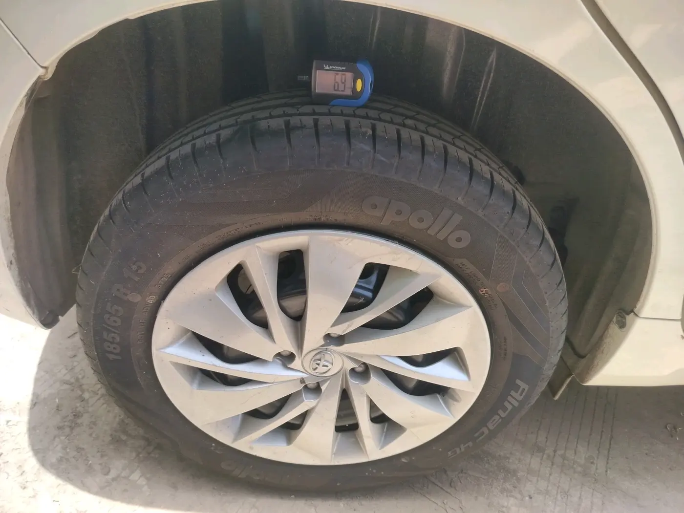 2025 Toyota Glanza E, Petrol, Manual, 3,945 km, tyre