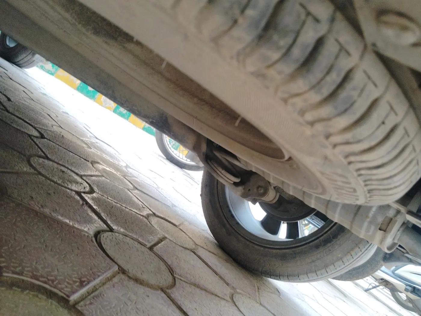 2023 Tata ALTROZ XZ PLUS O SUNROOF CNG, CNG, Manual, 94,428 km, tyre
