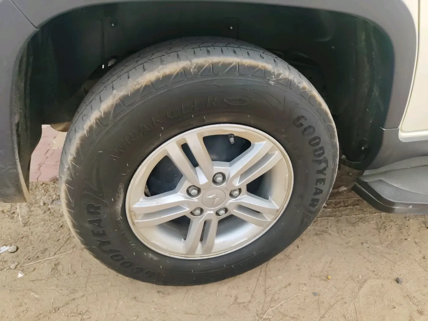 2022 Mahindra BOLERO NEO N 10, Diesel, Manual, 50,889 km, tyre