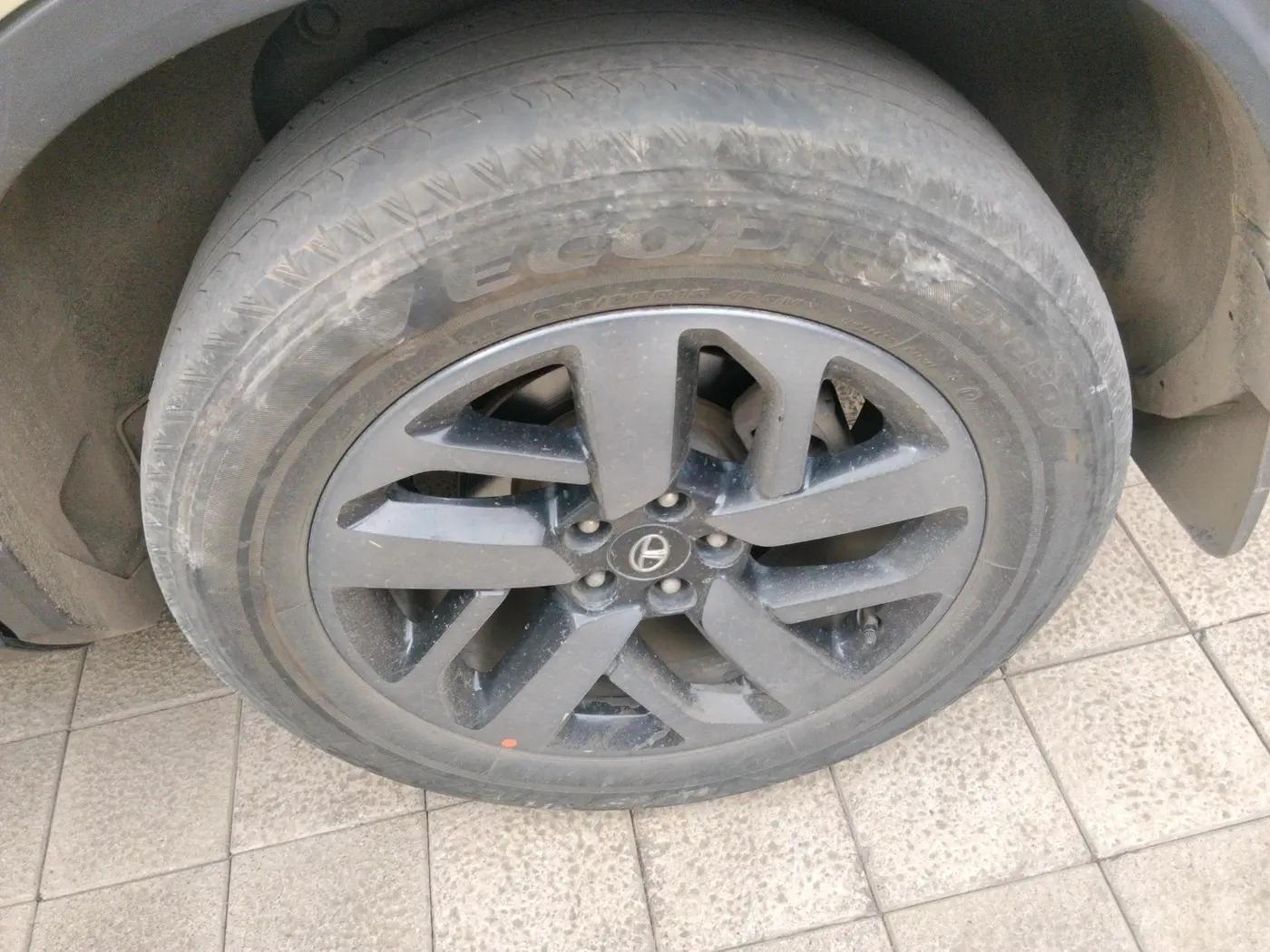 2022 Tata Safari XZA PLUS KAZIRANGA, Diesel, Automatic, 1,10,743 km, tyre