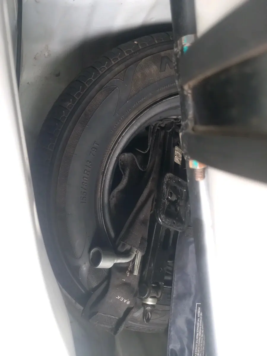2022 Hyundai NEW SANTRO SPORTZ CNG, CNG, Manual, 80,143 km, tyre