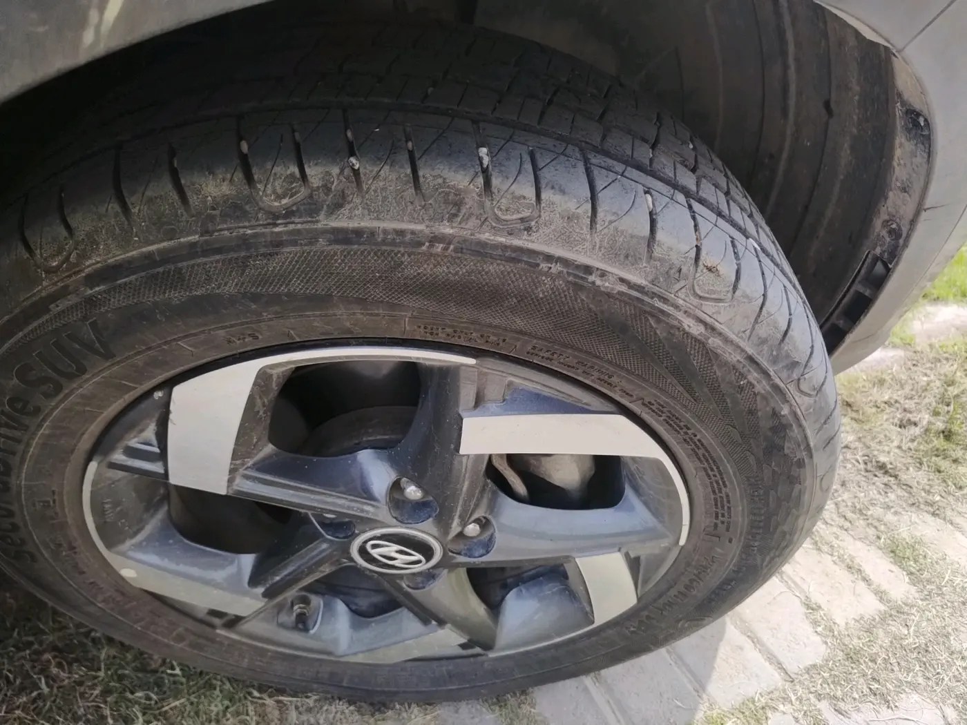 2020 Hyundai VENUE SX PLUS 1.0 TURBO DCT, Petrol, Automatic, 68,667 km, tyre