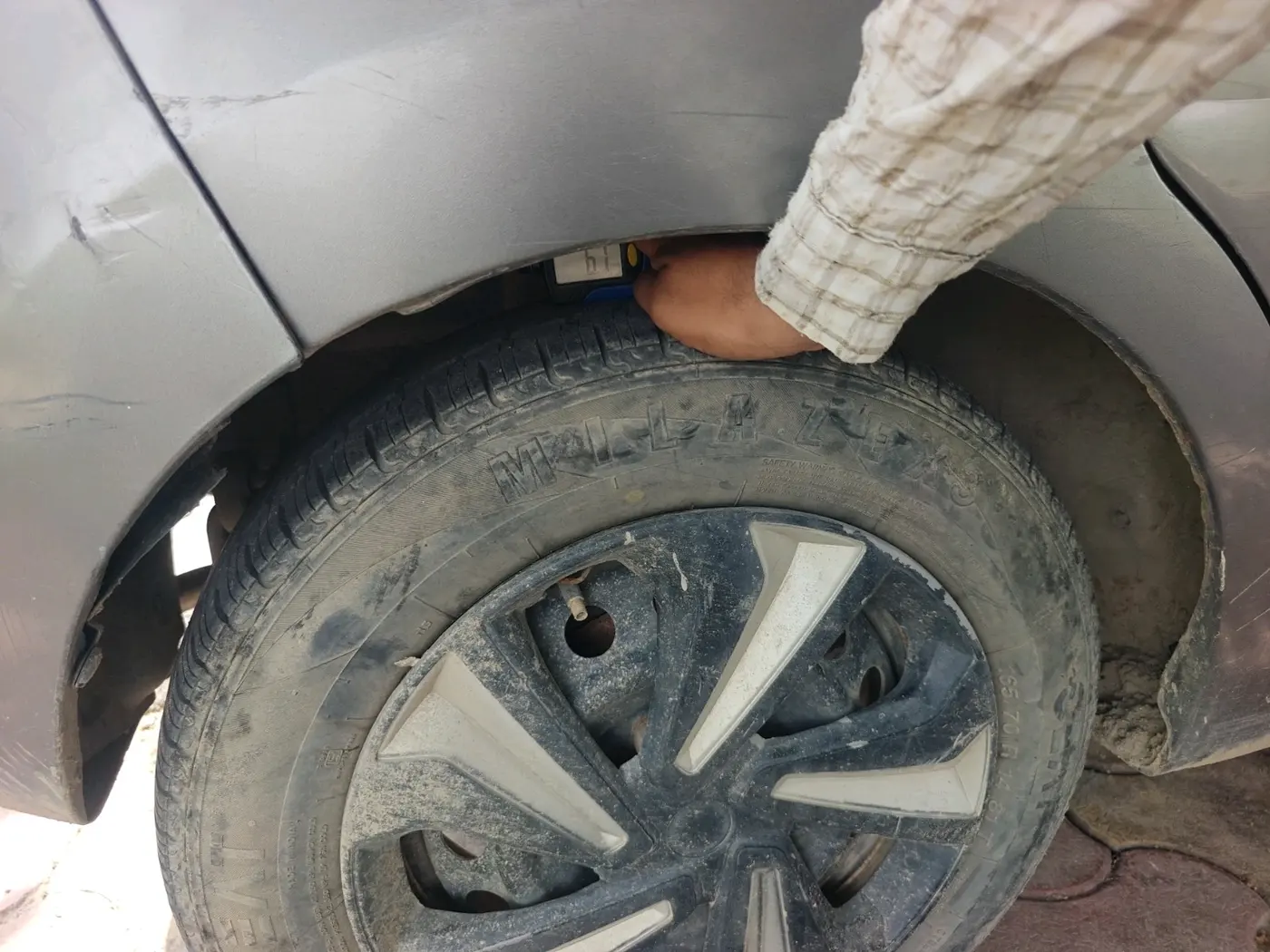 2016 Maruti Celerio VXI, CNG, Manual, 84,876 km, tyre
