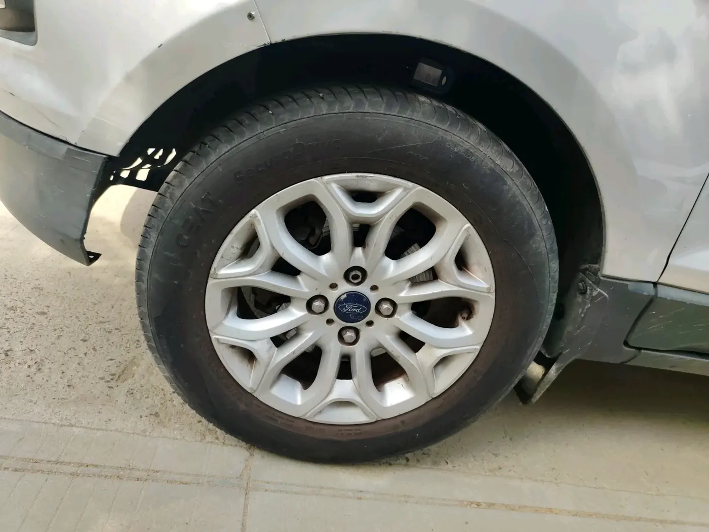 2015 Ford Ecosport TITANIUM 1.5L PETROL AT, Petrol, Automatic, 82,482 km, tyre