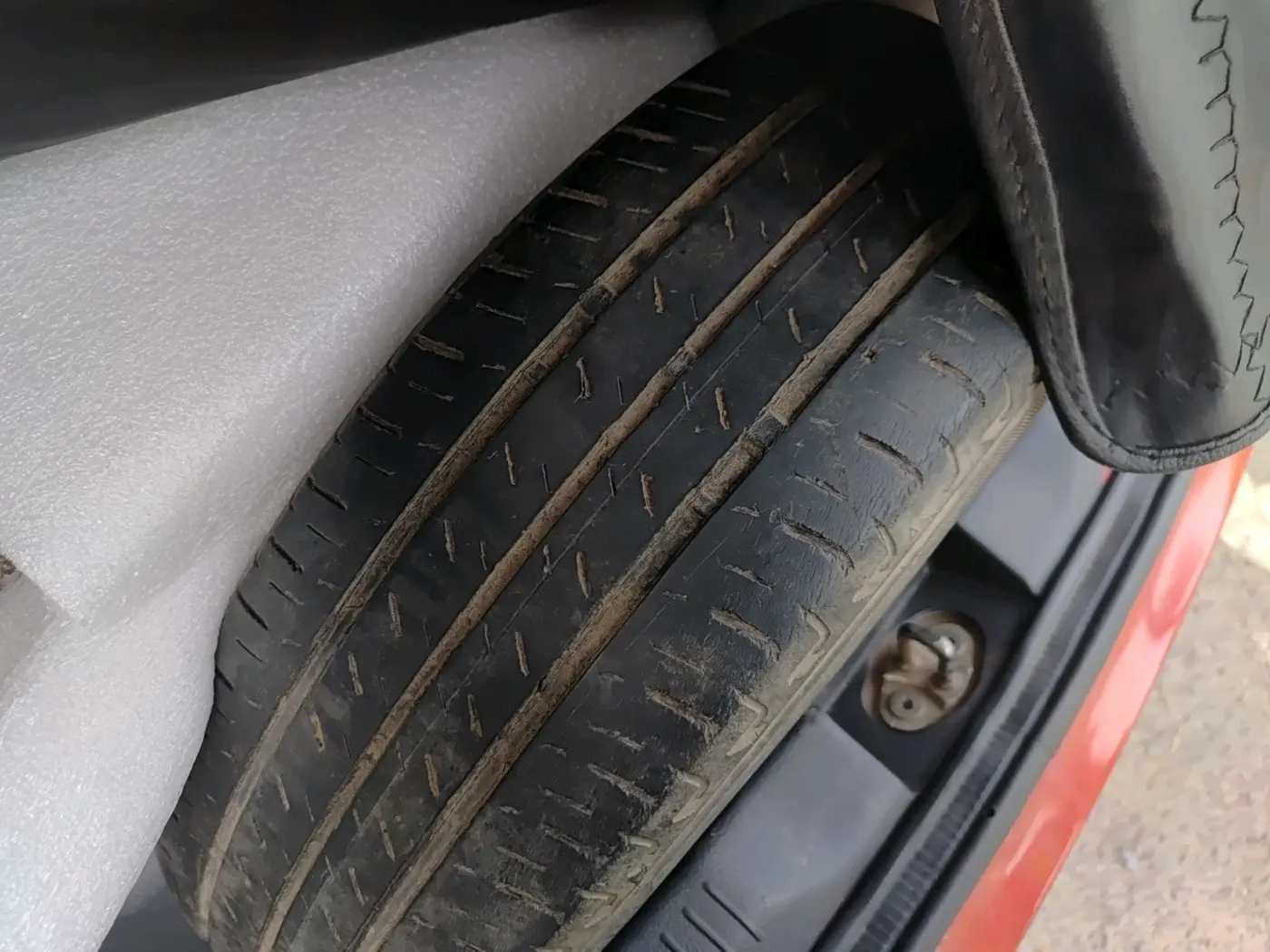 2018 Maruti IGNIS DELTA 1.2, CNG, Manual, 71,097 km, tyre