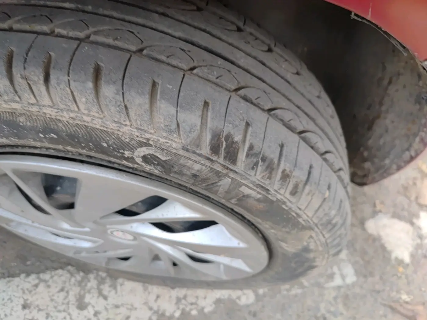 2018 Maruti IGNIS DELTA 1.2, CNG, Manual, 71,097 km, tyre