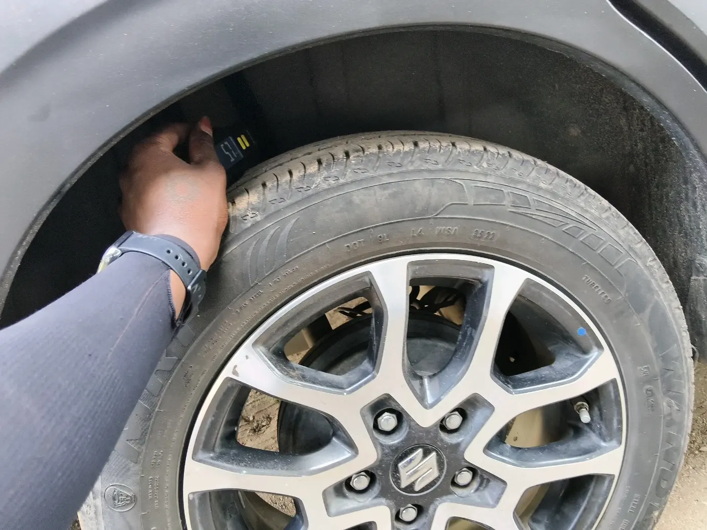 2022 Maruti XL6 ALPHA PLUS MT, Petrol, Manual, 34,764 km, tyre