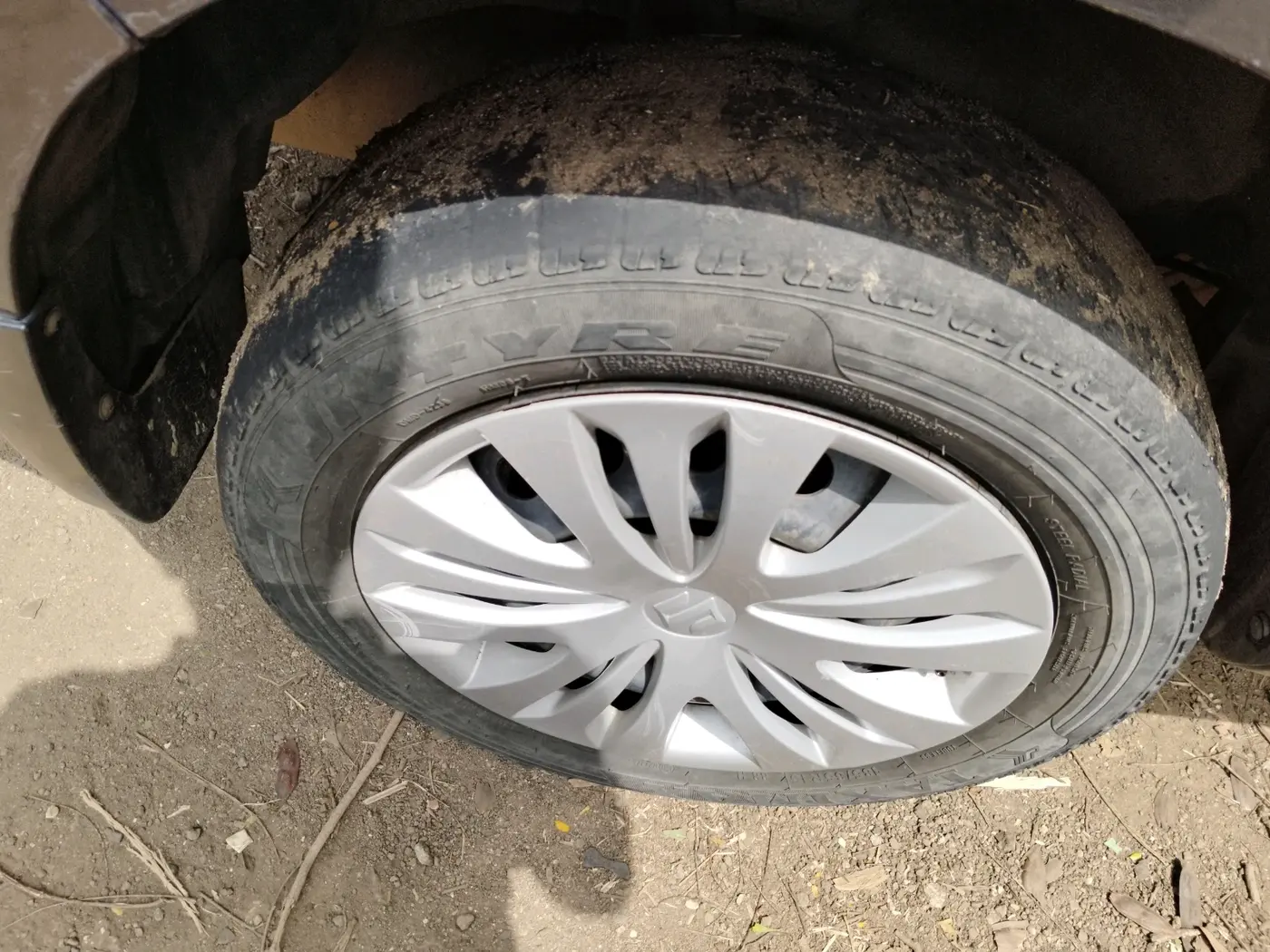 2013 Maruti Ertiga VDI, Diesel, Manual, 1,16,806 km, tyre