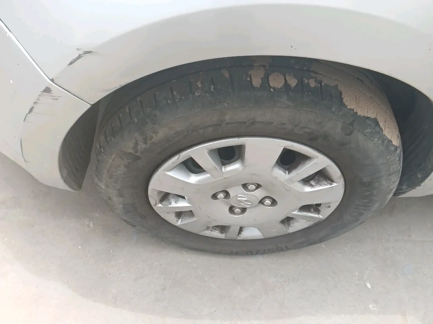 2012 Hyundai i20 MAGNA 1.4 CRDI, Diesel, Manual, 1,25,317 km, tyre