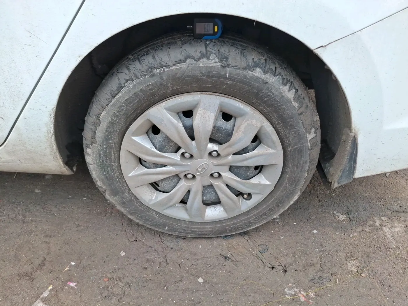 2018 Hyundai Verna 1.4 EX PETROL, Petrol, Manual, 72,163 km, tyre