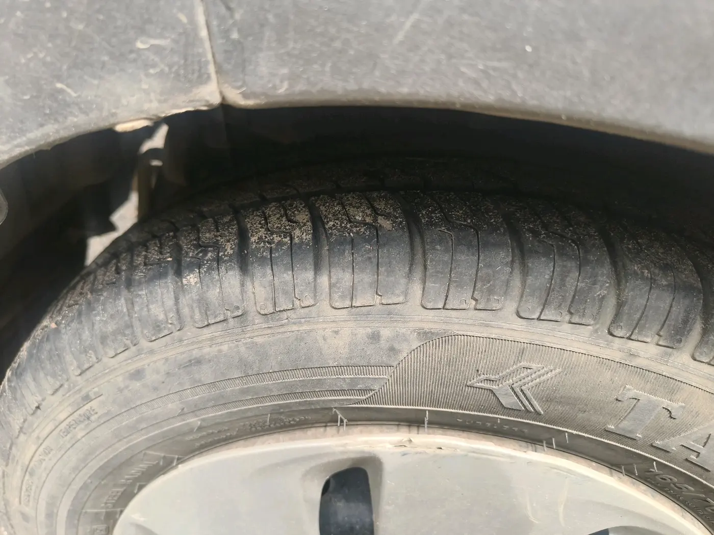 2019 Maruti Celerio VXI CNG, CNG, Manual, 1,04,870 km, tyre