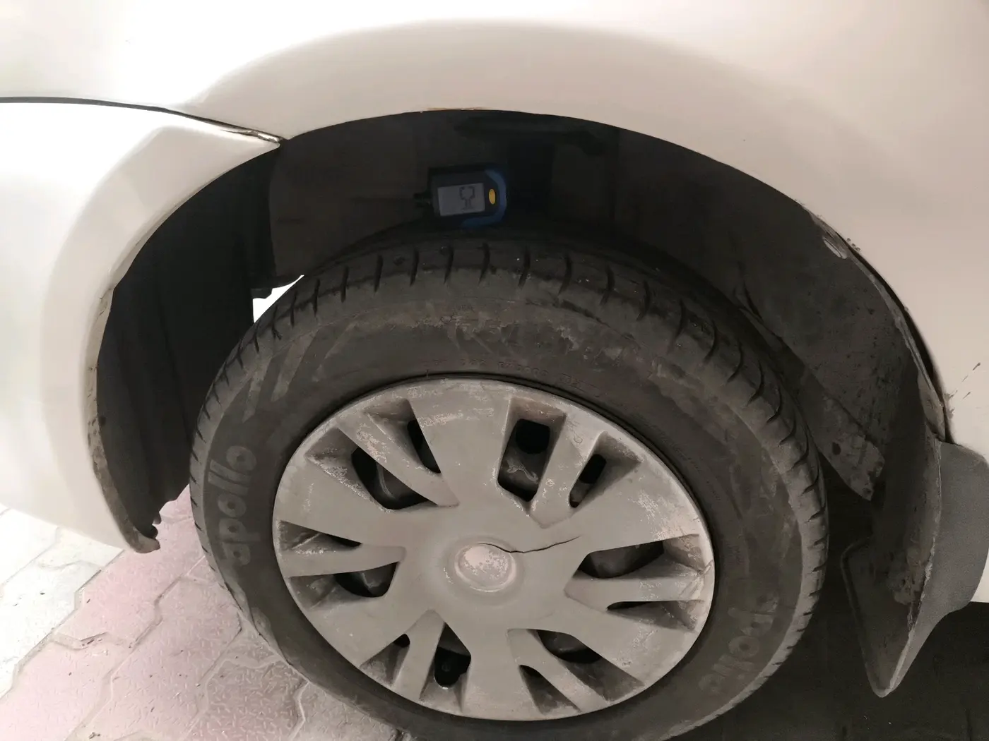 2011 Toyota Etios G, CNG, Manual, 67,321 km, tyre