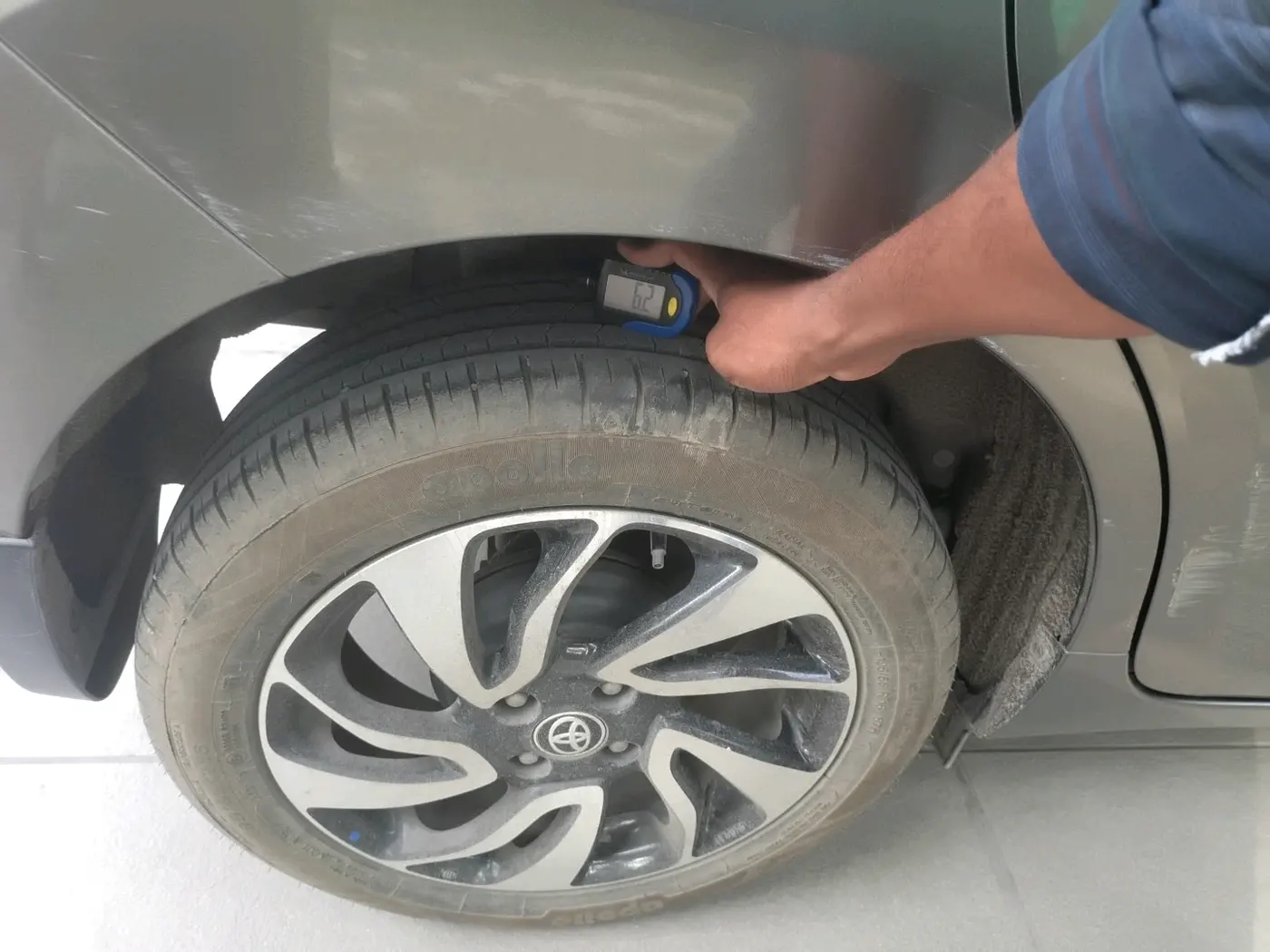 2021 Toyota Glanza V CVT, Petrol, Automatic, 8,785 km, tyre