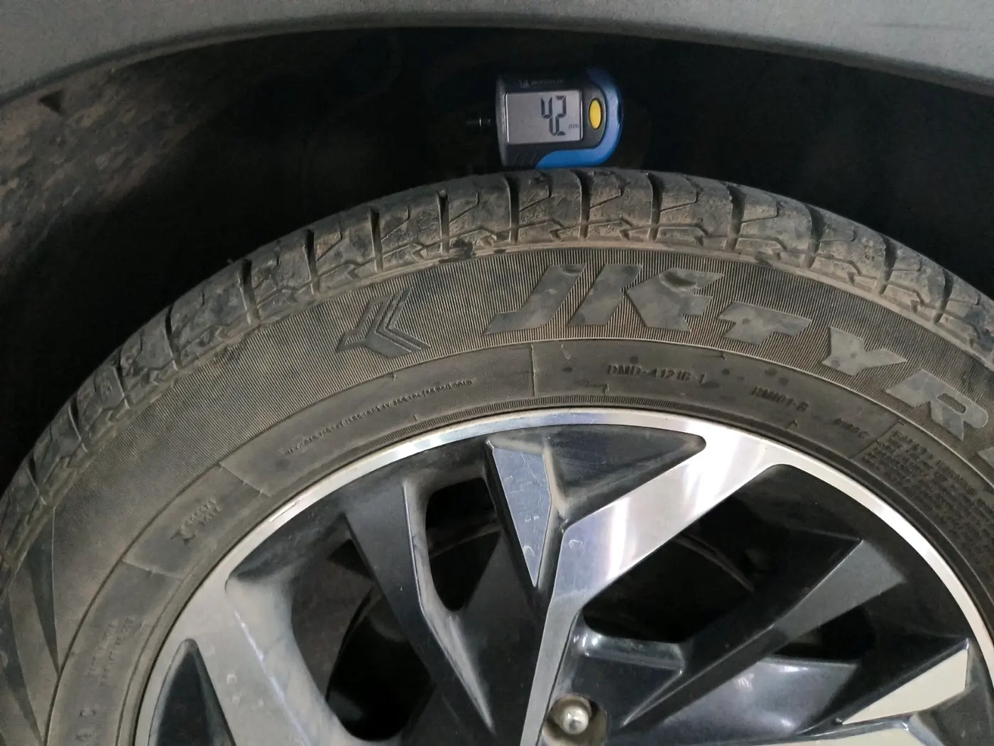2021 Hyundai Creta SX (O) AT 1.5 DIESEL, Diesel, Automatic, 1,15,590 km, tyre