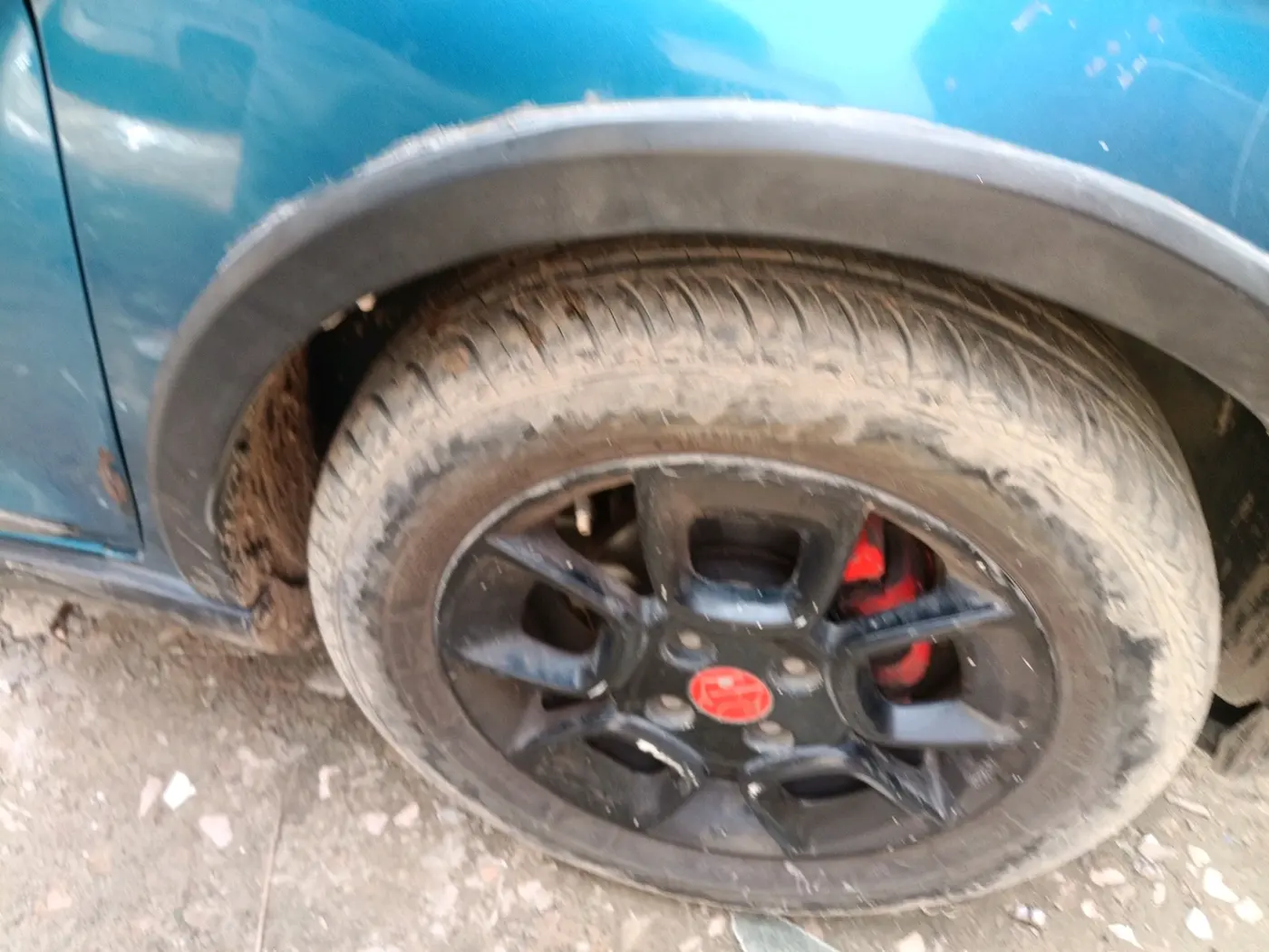 2017 Maruti IGNIS ALPHA 1.2, CNG, Manual, 75,235 km, tyre
